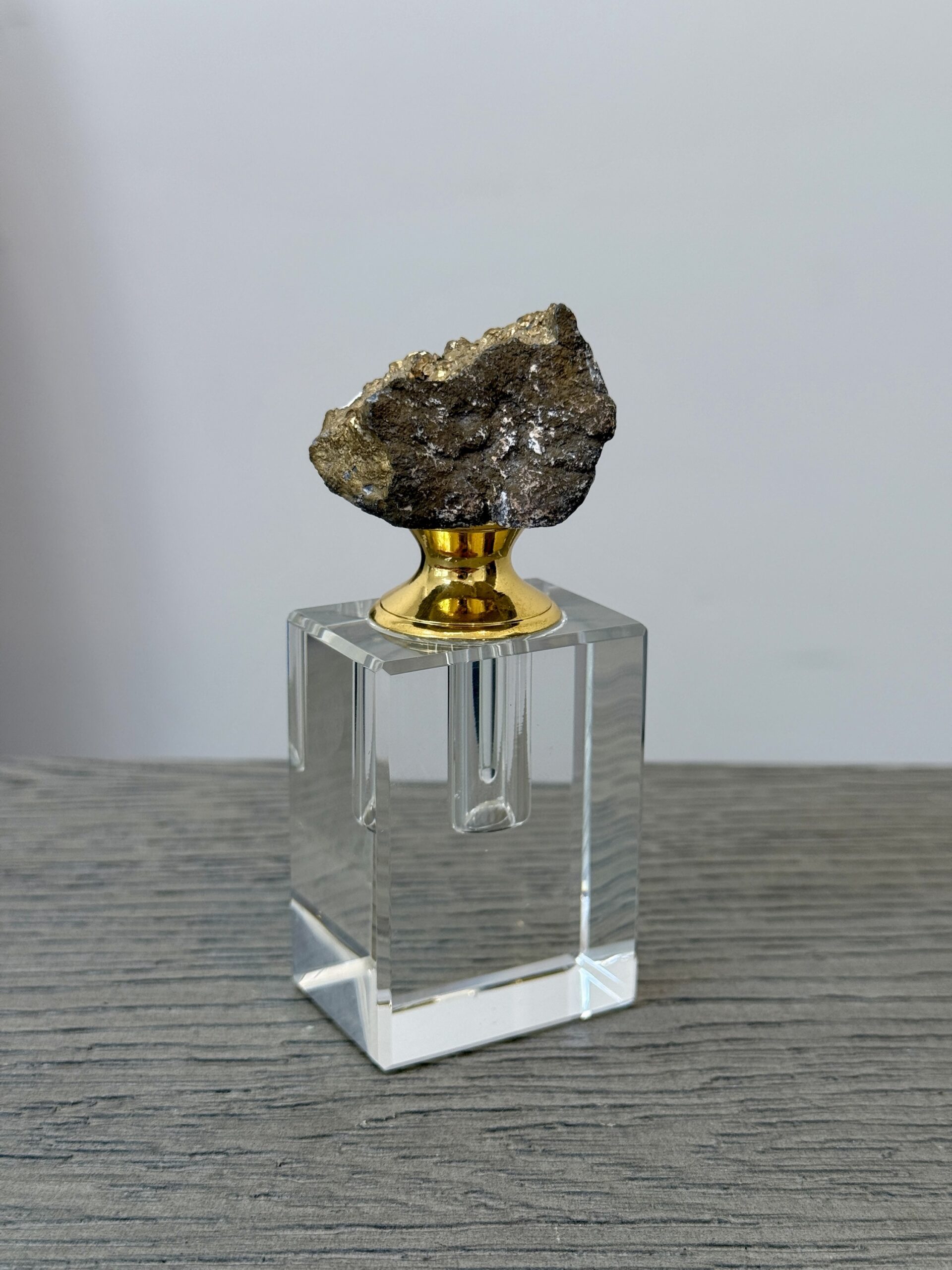 Crystal Luxe Perfume Oil – Limited Edition